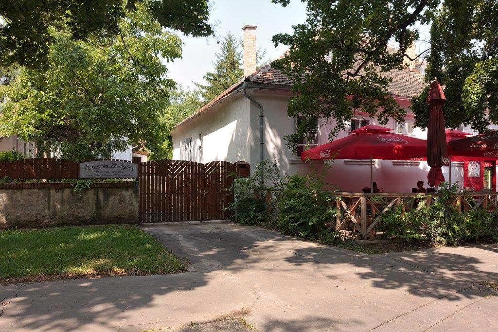 Апартаменты Borostyan 20 Vendeghaz Шарошпатак Экстерьер фото