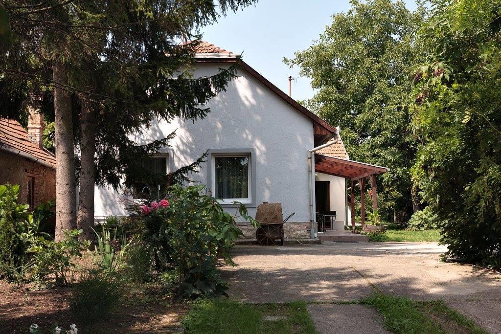 Апартаменты Borostyan 20 Vendeghaz Шарошпатак Экстерьер фото